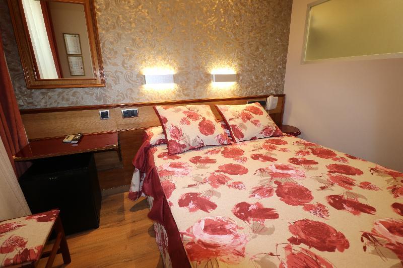 Affittacamere Hispano - Argentino 3*